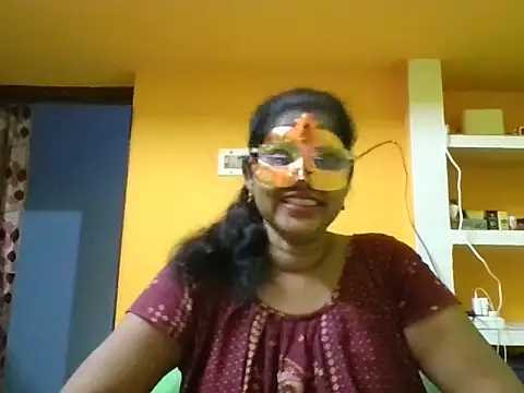 Snapshot of kavya1 chatting on 09/22/25, 12:40 kavya1 online show from 09/22/25, 12:40