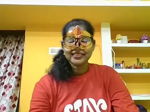 kavya1 online show from 10/11/25, 09:08