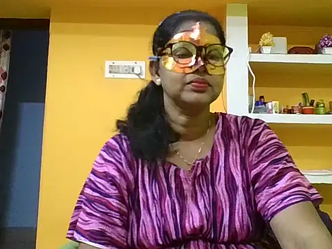 kavya1 online show from 10/16/25, 01:45