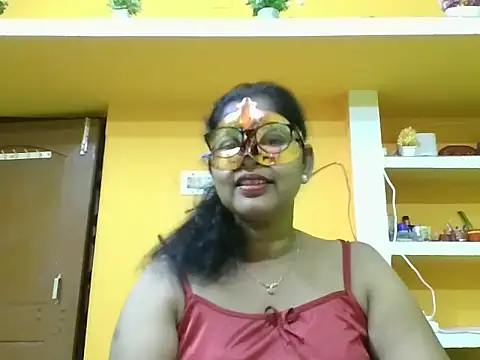 kavya1 online show from 10/18/25, 06:52