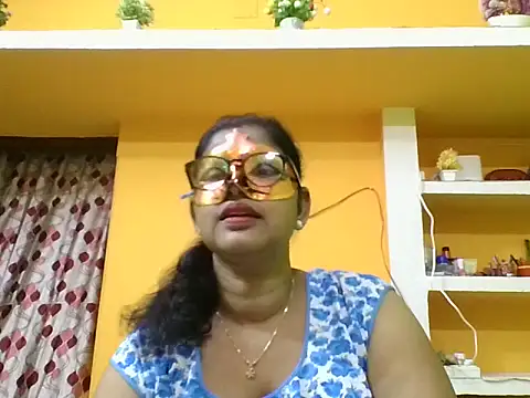 kavya1 online show from 10/22/25, 04:57