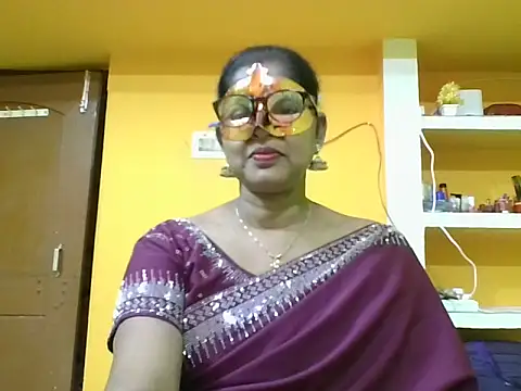 kavya1 online show from 10/25/25, 06:46