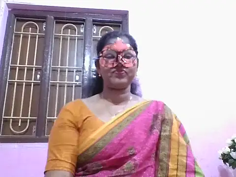 kavya1 online show from 11/05/25, 01:33