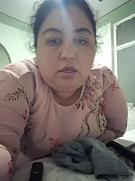 Snapshot of curvy_diva_ chatting on 10/14/25, 01:06 curvy diva online show from 10/14/25, 01:06