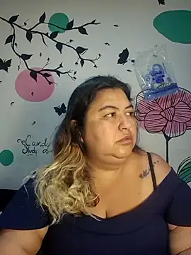 Snapshot of curvy_diva_ chatting on 10/18/25, 11:11 curvy diva online show from 10/18/25, 11:11