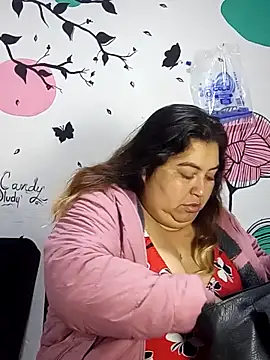 Snapshot of curvy_diva_ chatting on 10/20/25, 10:59 curvy diva online show from 10/20/25, 10:59