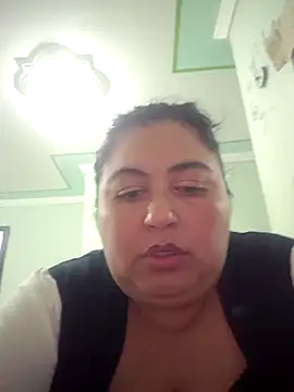 Snapshot of curvy_diva_ chatting on 10/21/25, 11:16 curvy diva online show from 10/21/25, 11:16