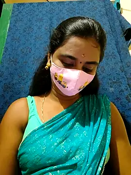 mini-queen online show from 10/16/25, 05:25