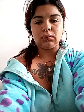 snow belle online show from 10/25/25, 08:47