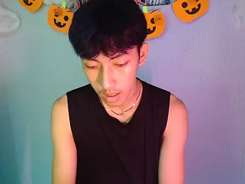 Snapshot of Make_your_ladyxx chatting on 10/17/25, 06:49 Make your ladyxx online show from 10/17/25, 06:49