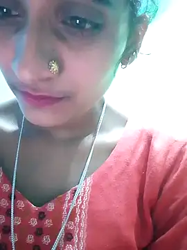 Snapshot of Pahadi_couple chatting on 10/12/25, 03:44 Pahadi couple online show from 10/12/25, 03:44