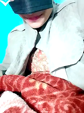 Snapshot of Pahadi_couple chatting on 11/11/25, 05:35 Pahadi couple online show from 11/11/25, 05:35