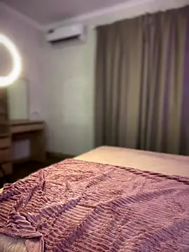 YourLittleDevil online show from 10/16/25, 01:12