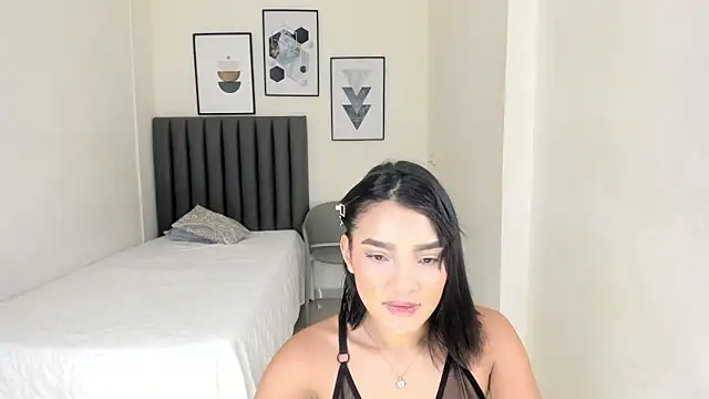 lyanna moon online show from 11/08/25, 12:49