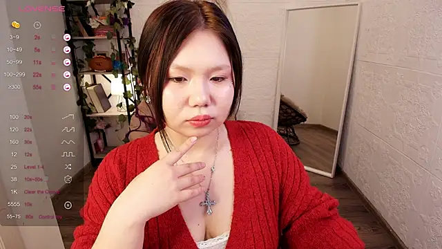 Snapshot of Moana_light chatting on 10/17/25, 02:48 Moana light online show from 10/17/25, 02:48