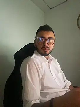 cristopher wallacee online show from 11/27/25, 09:39