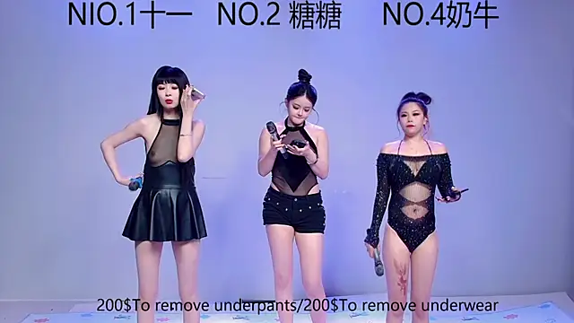 Snapshot of ERA_002 chatting on 10/06/25, 01:08 ERA 002 online show from 10/06/25, 01:08