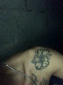 tattoos22 online show from 10/31/25, 04:02