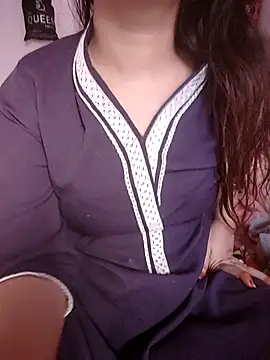 Snapshot of Dimple_sexxy chatting on 10/16/25, 11:00 Dimple sexxy online show from 10/16/25, 11:00