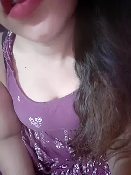 Snapshot of Dimple_sexxy chatting on 10/27/25, 08:35 Dimple sexxy online show from 10/27/25, 08:35