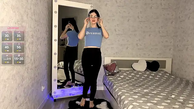 FakeLamb online show from 11/05/25, 09:04