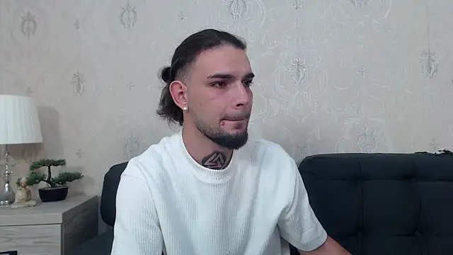 Snapshot of DanyelCarter chatting on 10/12/25, 06:29 DanyelCarter online show from 10/12/25, 06:29