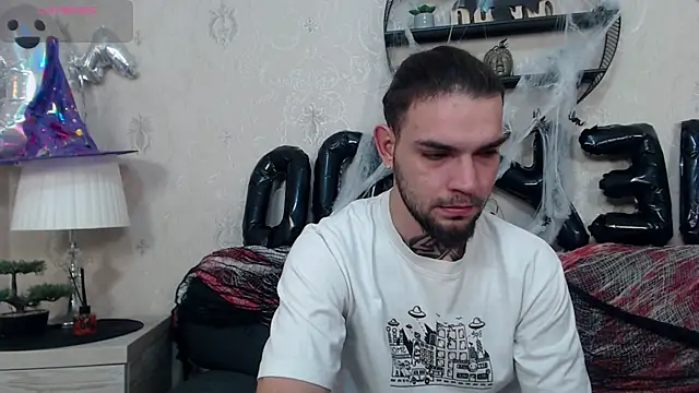 Snapshot of DanyelCarter chatting on 10/22/25, 06:40 DanyelCarter online show from 10/22/25, 06:40