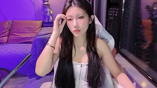 Snapshot of Lixinel-520 chatting on 09/25/25, 11:03 Lixinel-520 online show from 09/25/25, 11:03