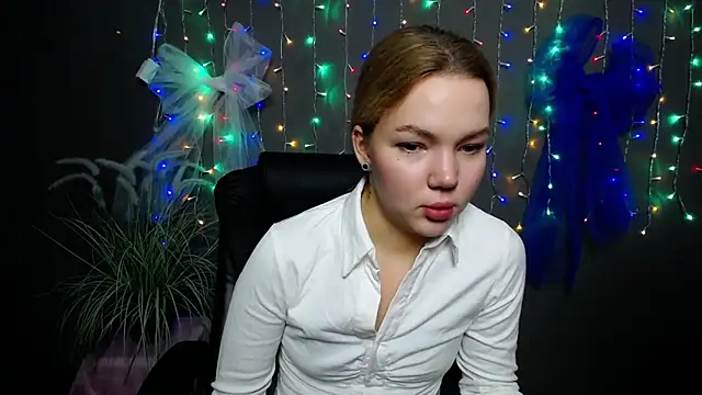 StellaLight online show from 11/05/25, 01:11