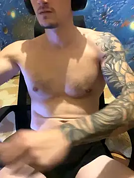 Snapshot of fronkie9384 chatting on 11/10/25, 08:30 fronkie9384 online show from 11/10/25, 08:30