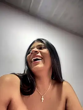 Snapshot of Elahia__marquez chatting on 09/26/25, 10:25 Elahia marquez online show from 09/26/25, 10:25