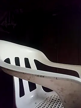 Lucy-Ferr online show from 09/19/25, 08:53