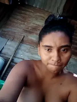 Lucy-Ferr online show from 10/13/25, 07:03