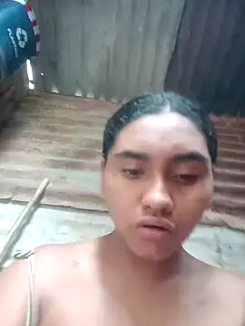 Lucy-Ferr online show from 10/16/25, 02:51