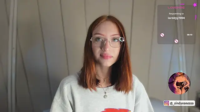 Alison Ivannova online show from 10/13/25, 03:50