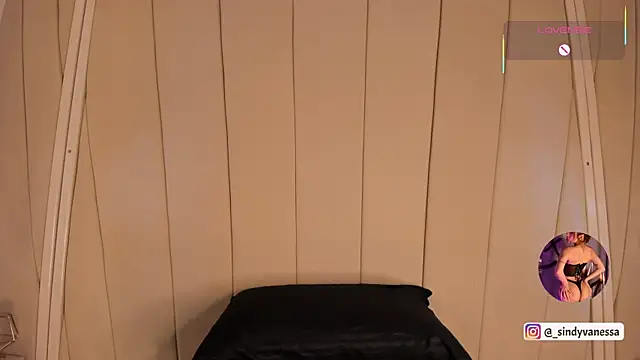 Alison Ivannova online show from 10/16/25, 04:57