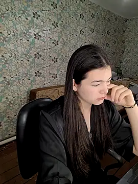 Albi Glow online show from 09/23/25, 02:47