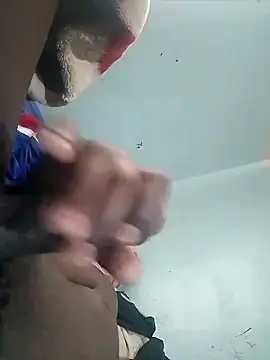 Mrhugeblack online show from 10/12/25, 08:35