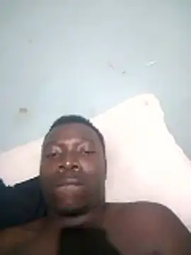 Mrhugeblack online show from 11/10/25, 10:42