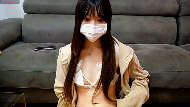 Snapshot of yua____chan chatting on 09/25/25, 03:10 yua chan online show from 09/25/25, 03:10