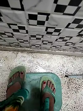 meenu bhabhi547 online show from 10/19/25, 01:17