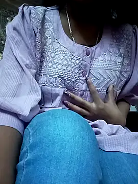 Rekha 89 online show from 11/18/25, 03:12