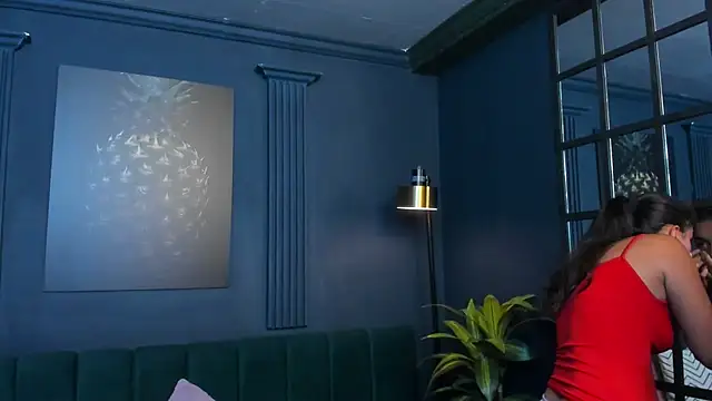 aliceandsia online show from 10/11/25, 04:22