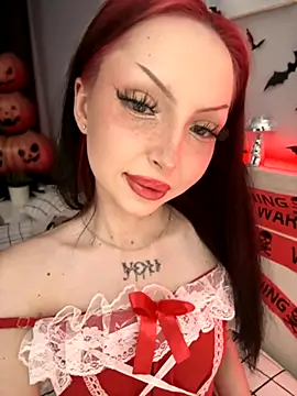 Lina Thornton  online show from 10/22/25, 08:41