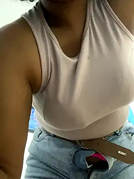 Snapshot of Rizos_hot_official chatting on 10/26/25, 07:53 Rizos hot official online show from 10/26/25, 07:53