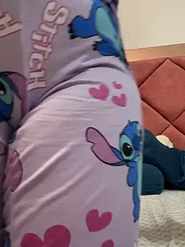 Snapshot of Rizos_hot_official chatting on 11/03/25, 04:19 Rizos hot official online show from 11/03/25, 04:19