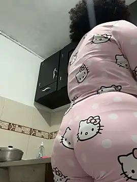 Snapshot of Rizos_hot_official chatting on 11/13/25, 03:55 Rizos hot official online show from 11/13/25, 03:55