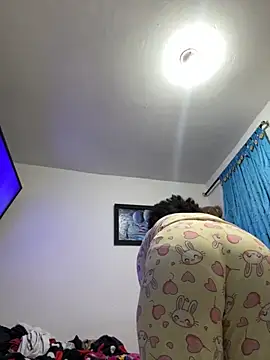 Snapshot of Rizos_hot_official chatting on 11/20/25, 03:01 Rizos hot official online show from 11/20/25, 03:01