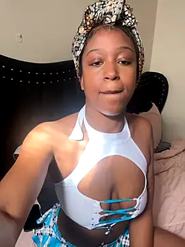 Snapshot of Realpr3ttydior chatting on 11/13/25, 03:55 Realpr3ttydior online show from 11/13/25, 03:55