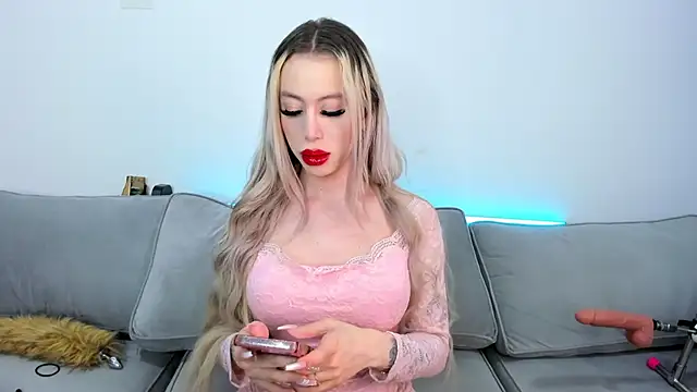 Sweet Soffi online show from 11/04/25, 02:54